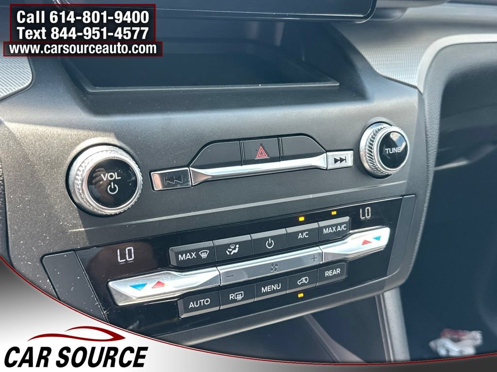 Used 2020 Ford Explorer XLT AWD/4WD image 19