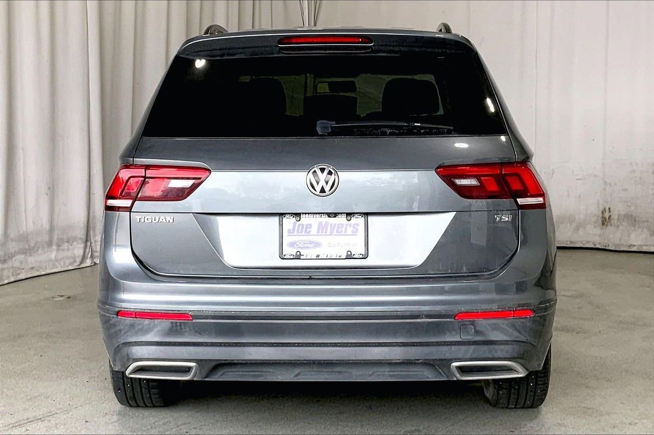 Used 2018 Volkswagen Tiguan S FWD image 4