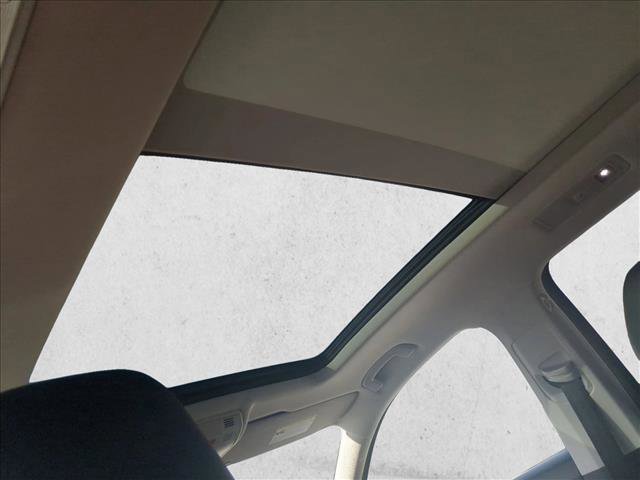 Used 2021 Volkswagen Tiguan SEL image 19