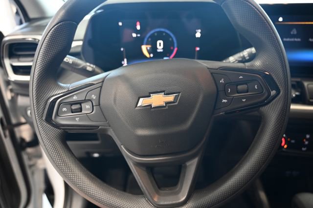 Used 2024 Chevrolet TrailBlazer LS w/ LS Convenience Package FWD image 21