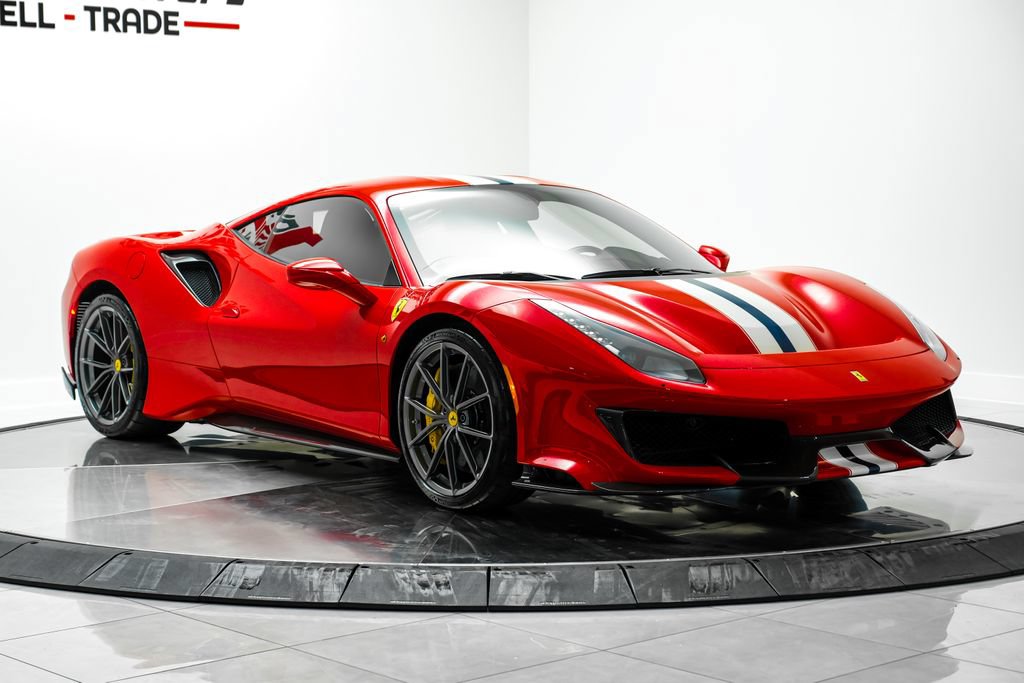 Used 2020 Ferrari 488 Pista Coupe RWD image 3