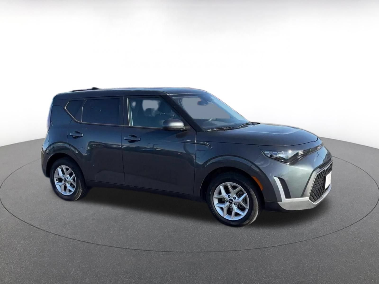 Used 2025 Kia Soul LX w/ LX Technology Package FWD video 2