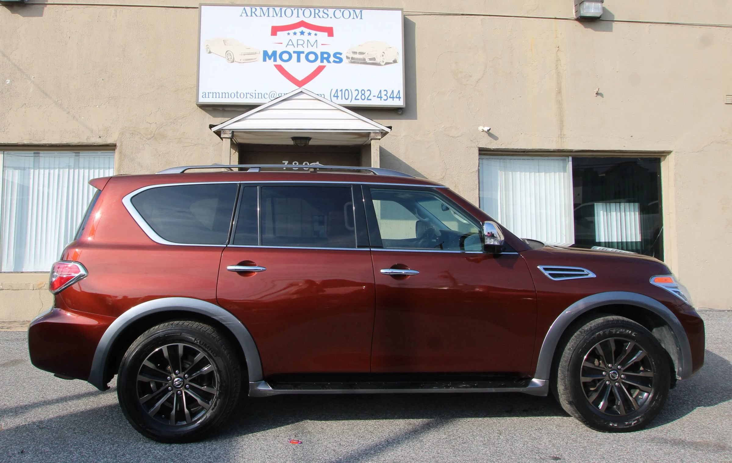 Used 2017 Nissan Armada Platinum w/ Captain Seat Package AWD/4WD image 4