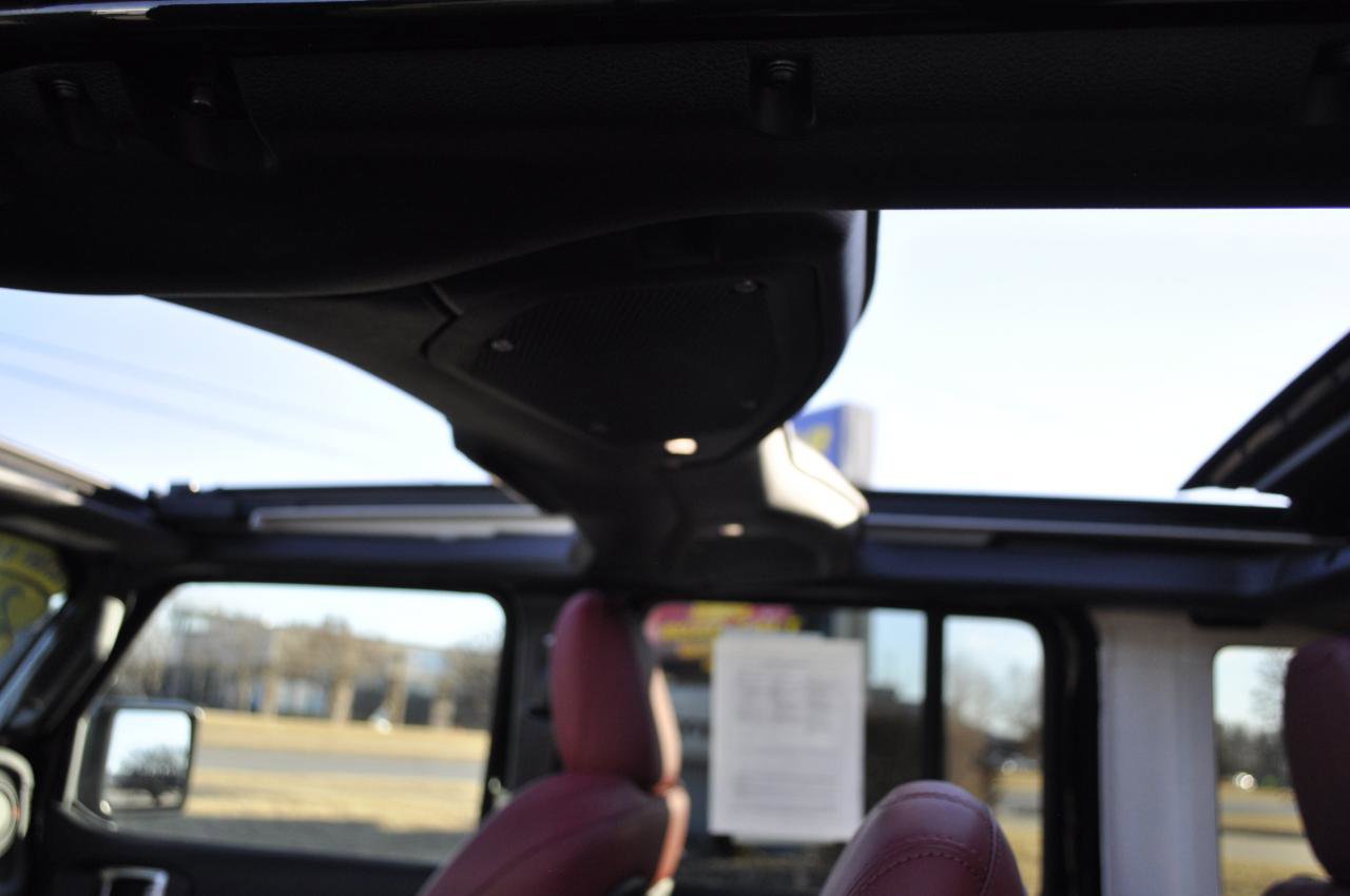 Used 2024 Jeep Wrangler Unlimited Rubicon 392 image 23