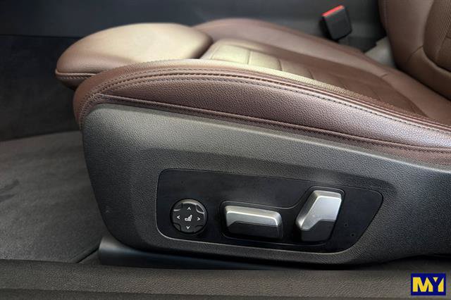 Used 2022 BMW M440i Convertible w/ Premium Package RWD image 13