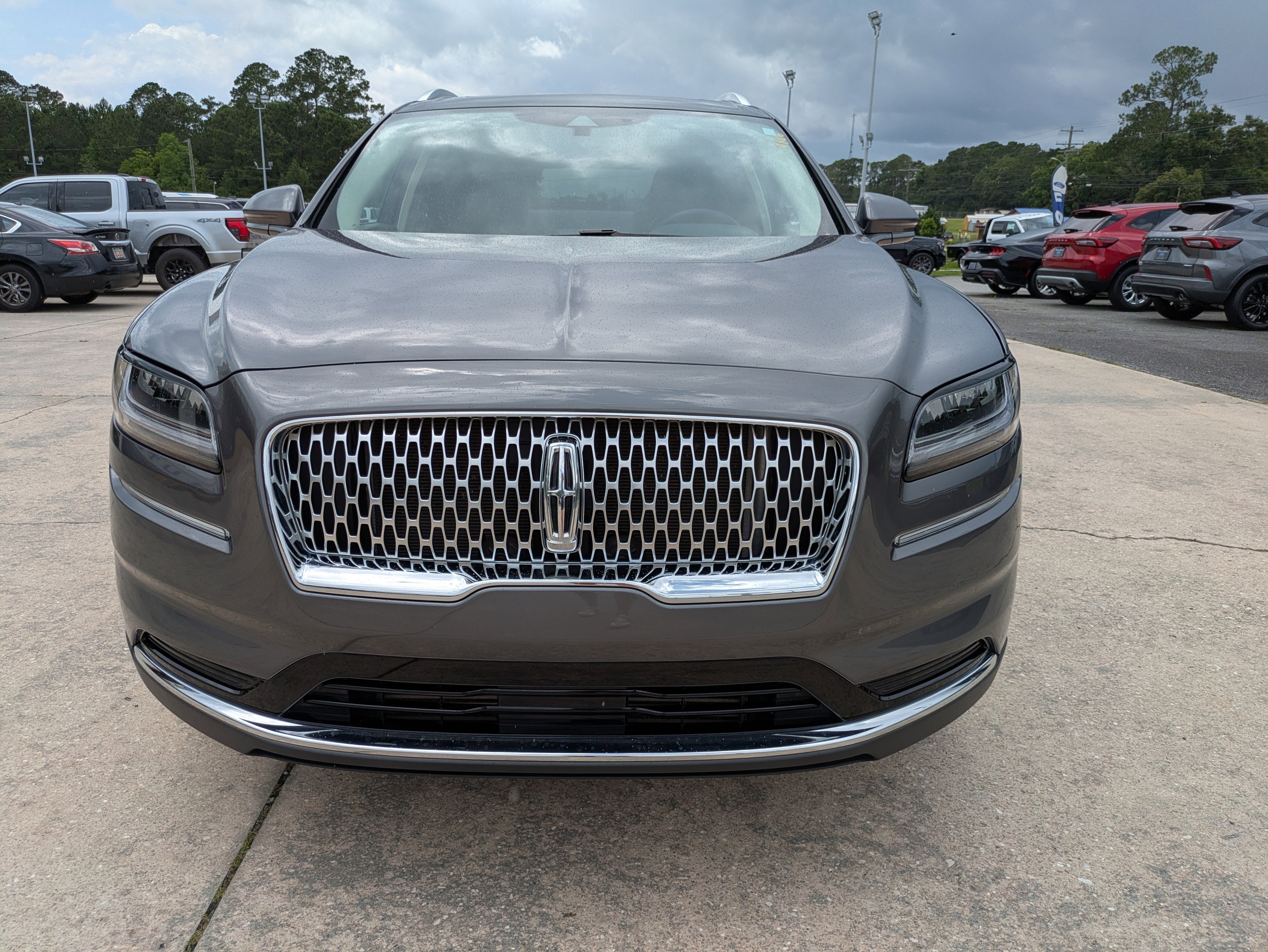 Used 2022 Lincoln Nautilus Reserve w/ Cargo Utility Package image 3