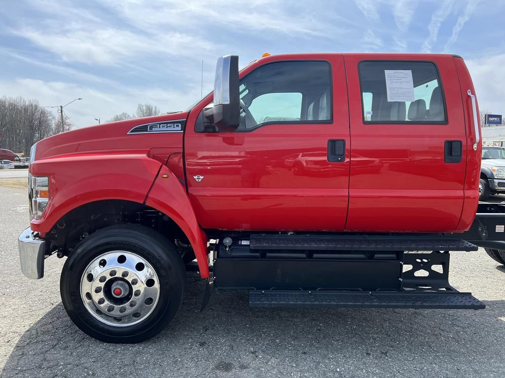 Used 2021 Ford F650 2WD Crew Cab Super Duty image 44