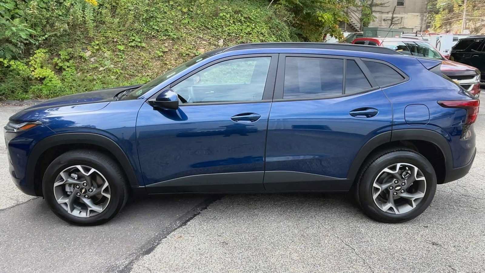 Certified 2024 Chevrolet Trax LT FWD image 5