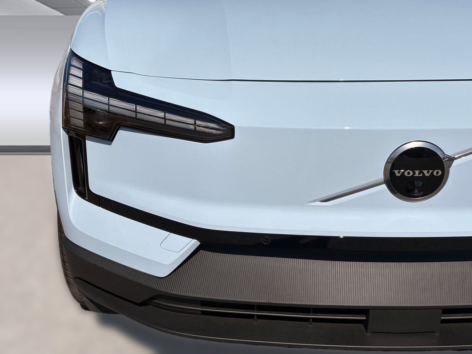 New 2026 Volvo EX30 Ultra w/ Climate Package image 11