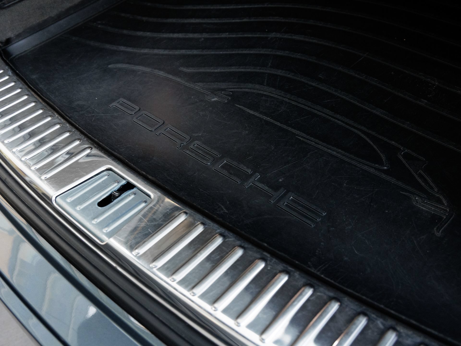 Certified 2019 Porsche Cayenne AWD/4WD image 25