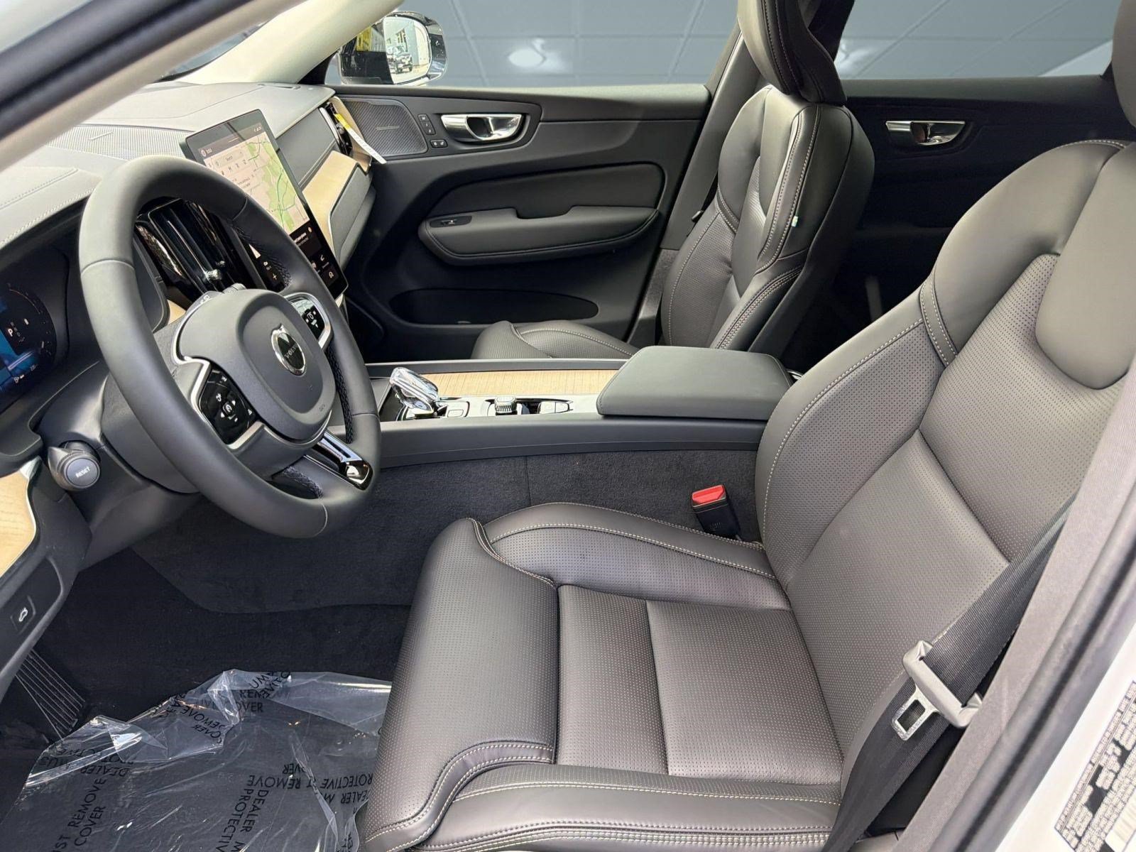 New 2026 Volvo XC60 B5 Ultra w/ Climate Package AWD/4WD image 5