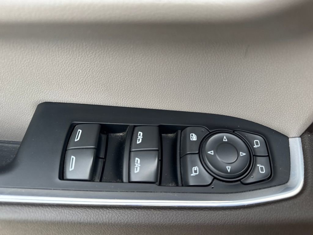 Used 2022 GMC Sierra 1500 SLT w/ SLT Premium Package image 19