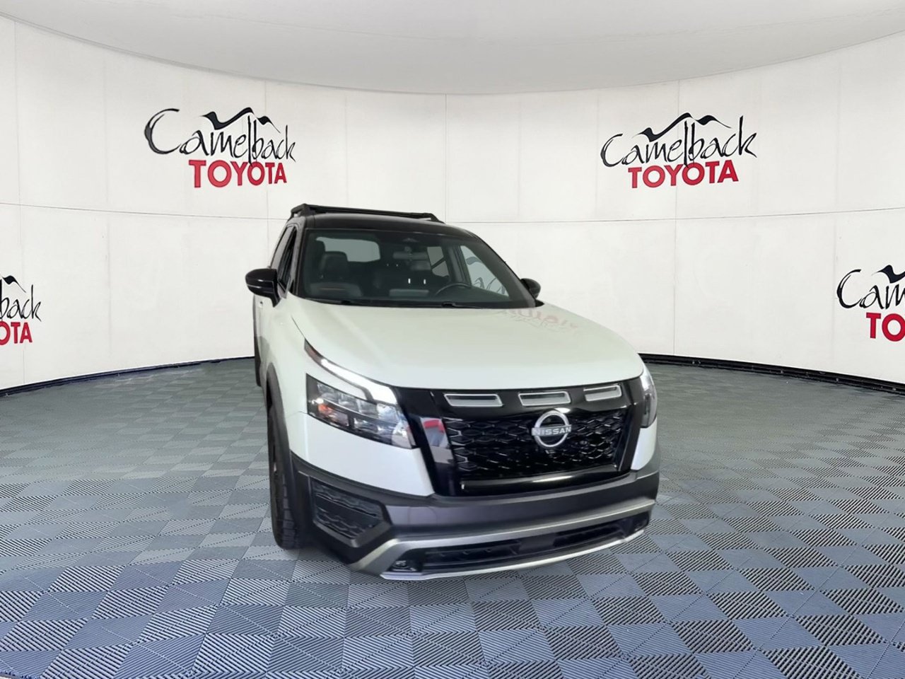 Used 2024 Nissan Pathfinder Rock Creek AWD/4WD image 6