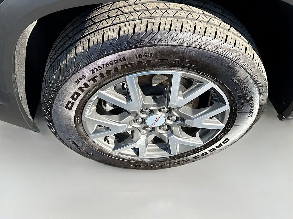 Used 2023 GMC Acadia SLE w/ Driver Convenience Package image 17