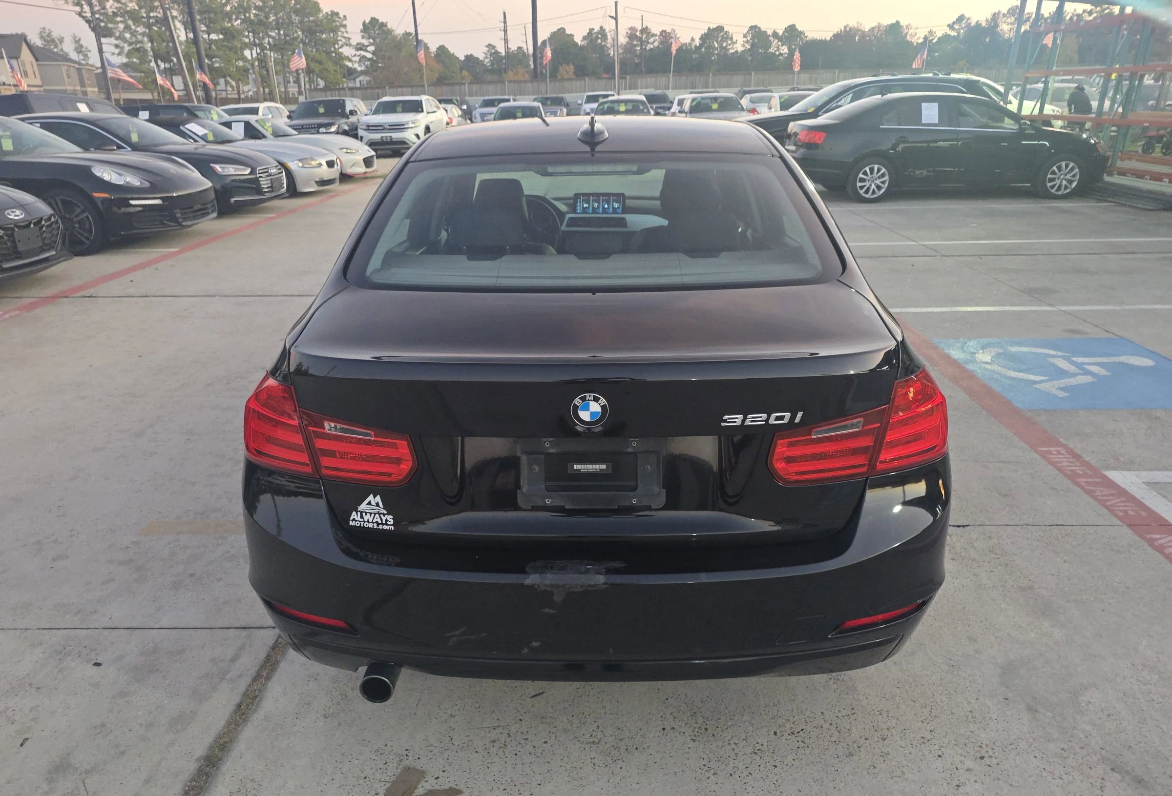 Used 2013 BMW 320i Sedan image 14