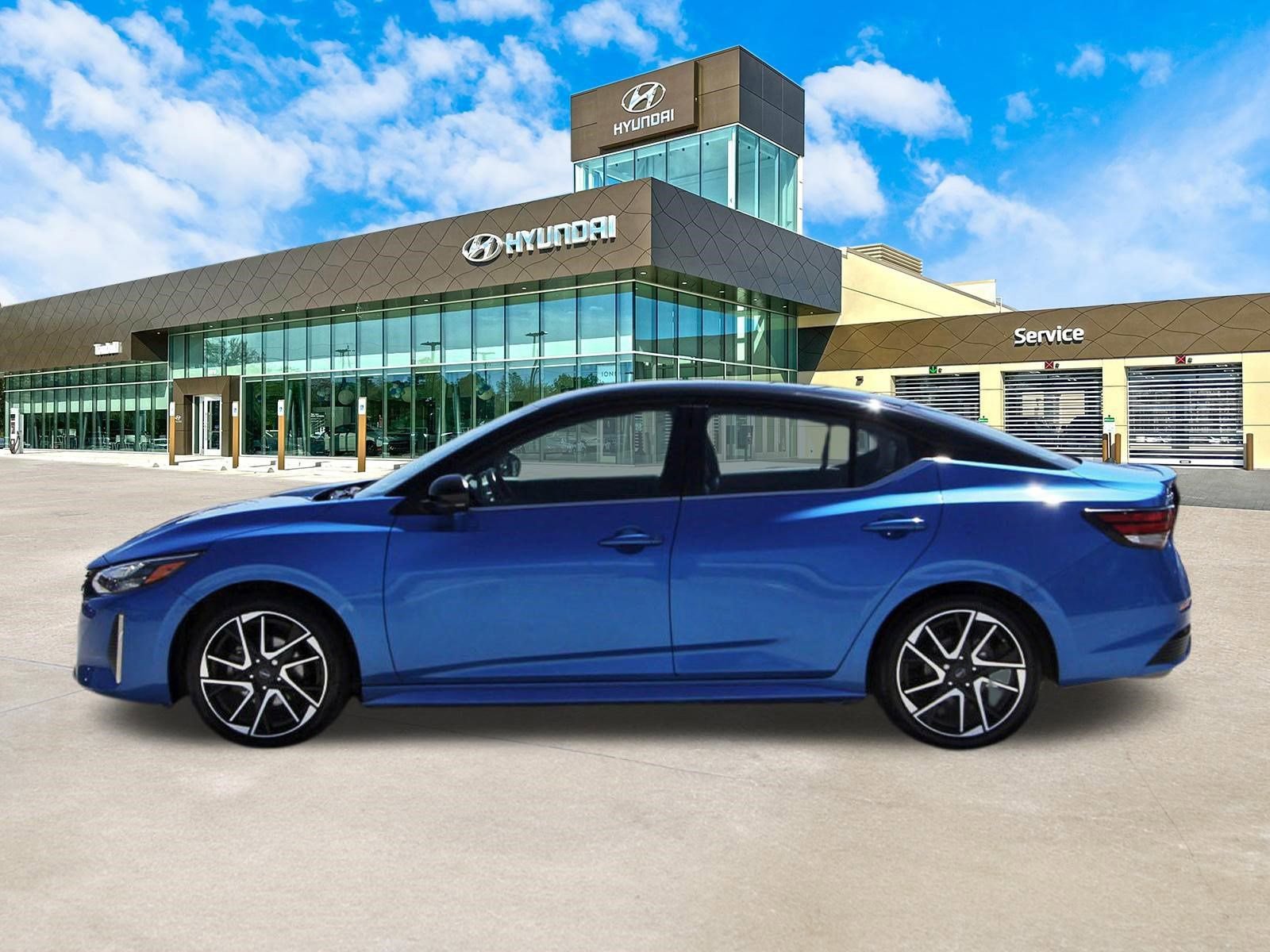 Used 2024 Nissan Sentra SR w/ SR Premium Package image 9