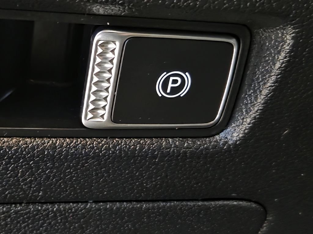 Used 2022 Hyundai Palisade SE image 43