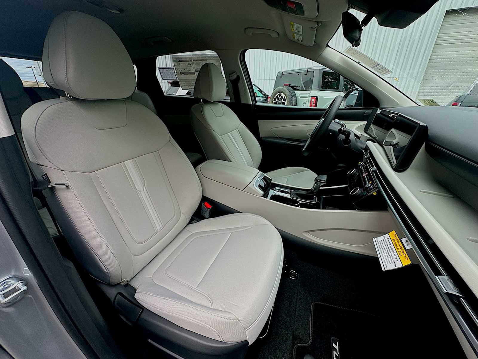 New 2026 Hyundai Tucson SEL FWD image 24