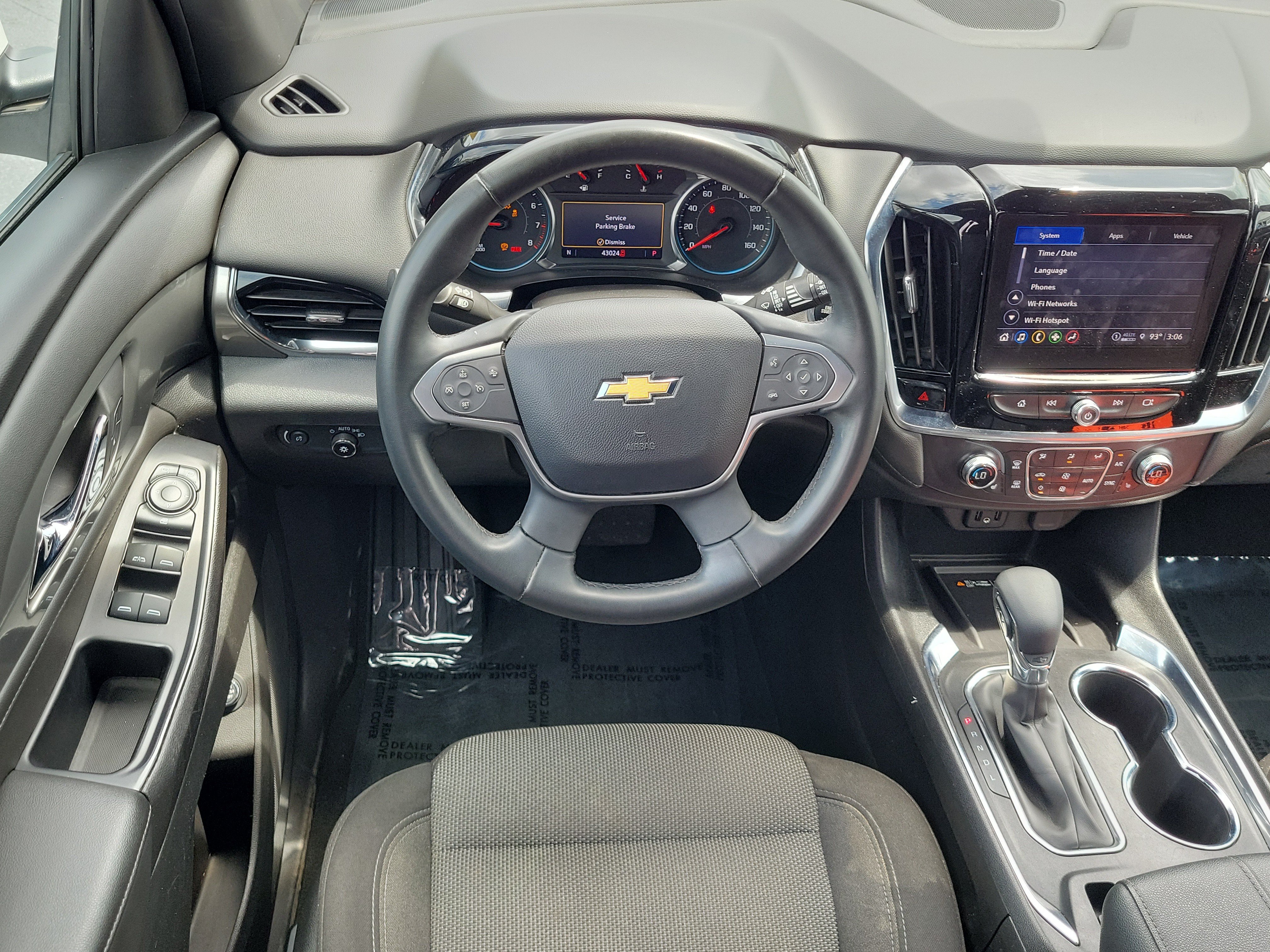 Used 2023 Chevrolet Traverse LT FWD image 17