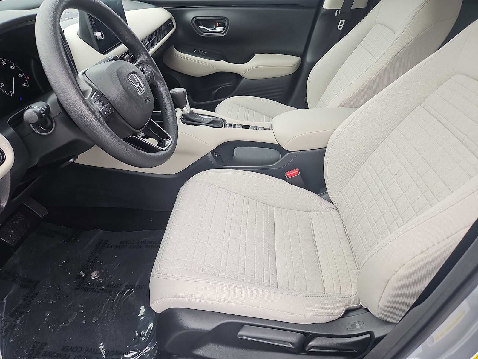 Certified 2026 Honda HR-V LX image 25