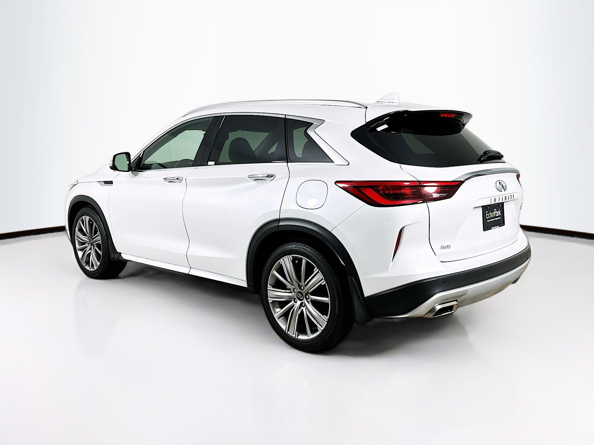 Used 2023 INFINITI QX50 Sensory image 5