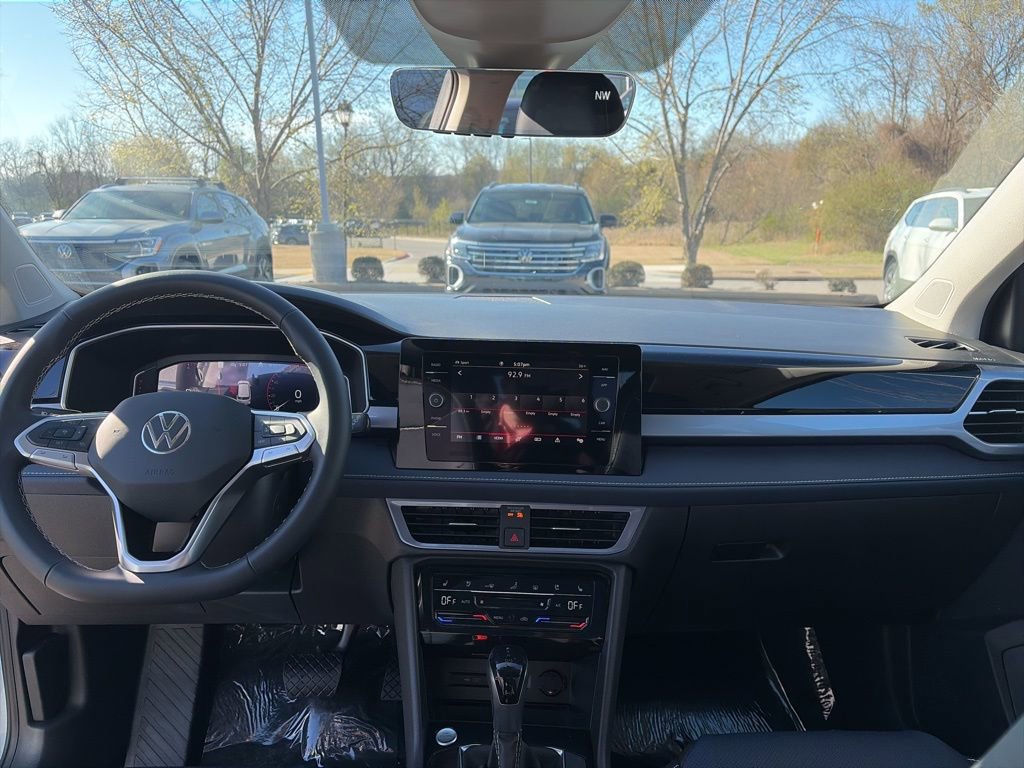 New 2026 Volkswagen Taos SEL AWD/4WD image 28