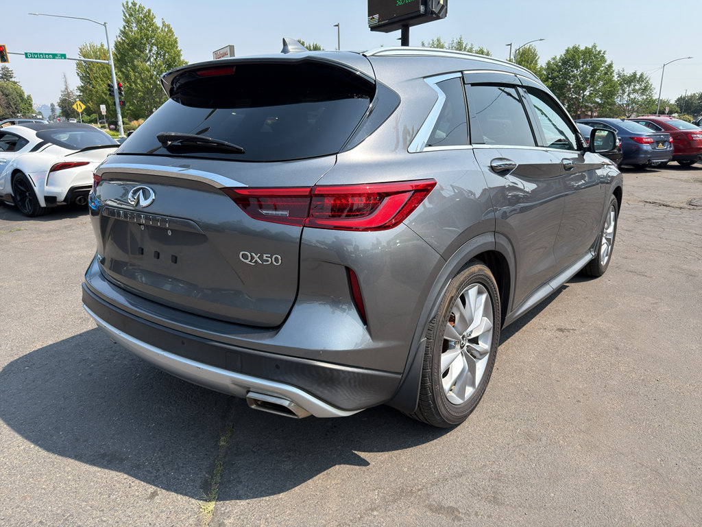 Used 2020 INFINITI QX50 Luxe w/ Navigation Package AWD/4WD image 7