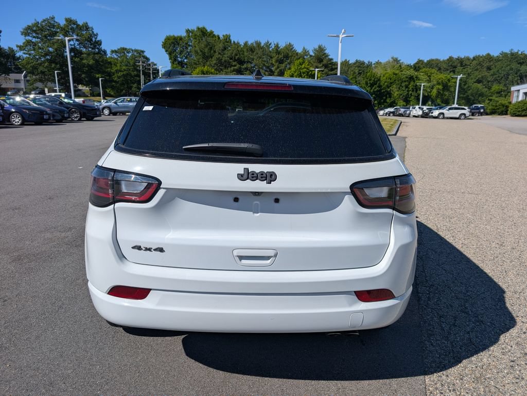 Used 2022 Jeep Compass High Altitude AWD/4WD image 4
