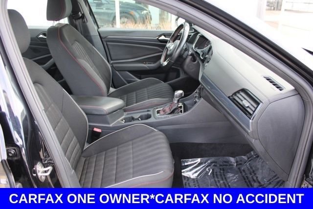 Used 2019 Volkswagen Jetta GLI image 16