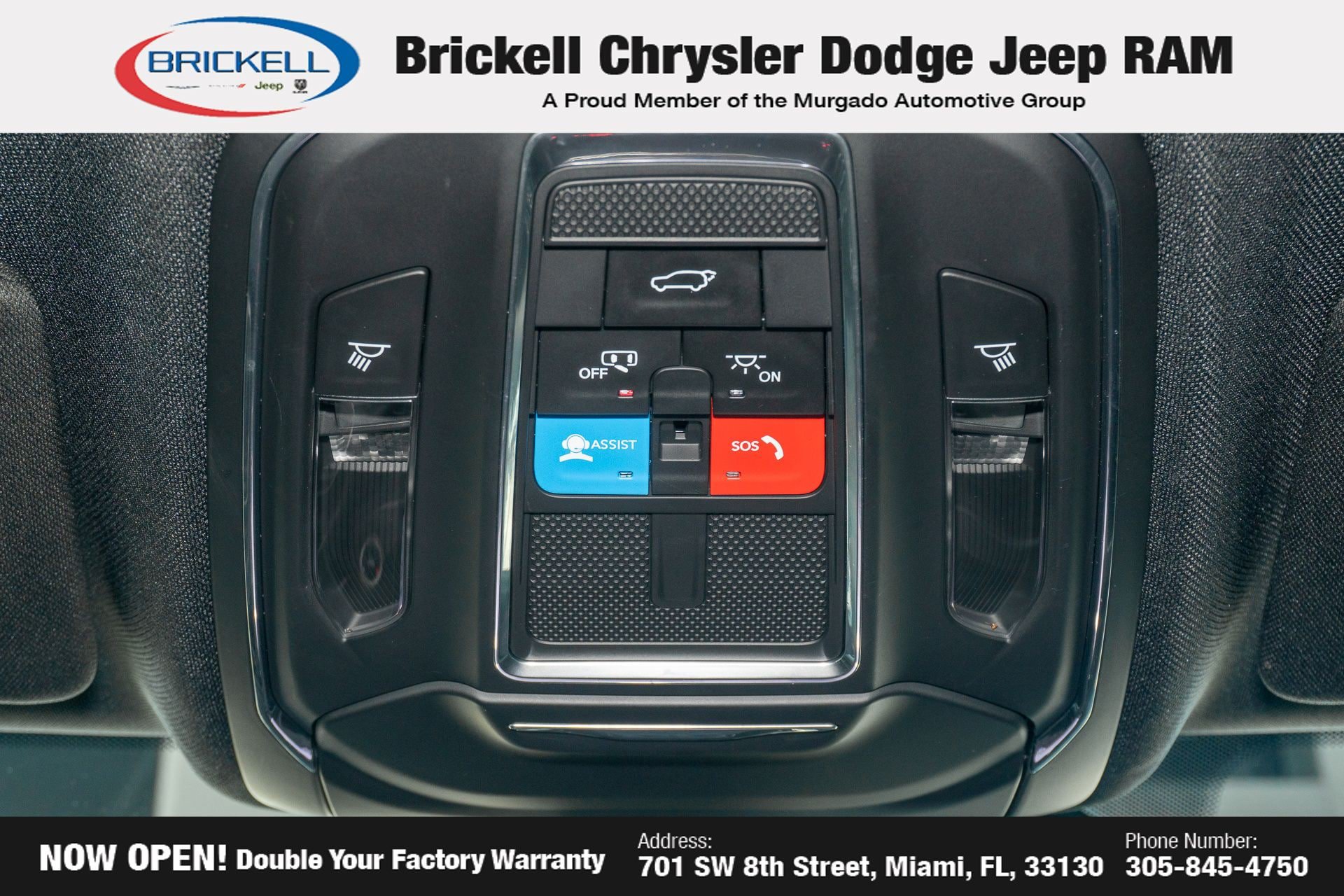 Used 2025 Jeep Grand Cherokee Limited AWD/4WD image 29