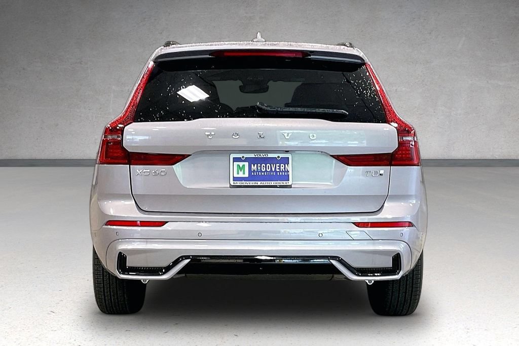 New 2026 Volvo XC60 T8 Plus w/ Climate Package AWD/4WD image 5
