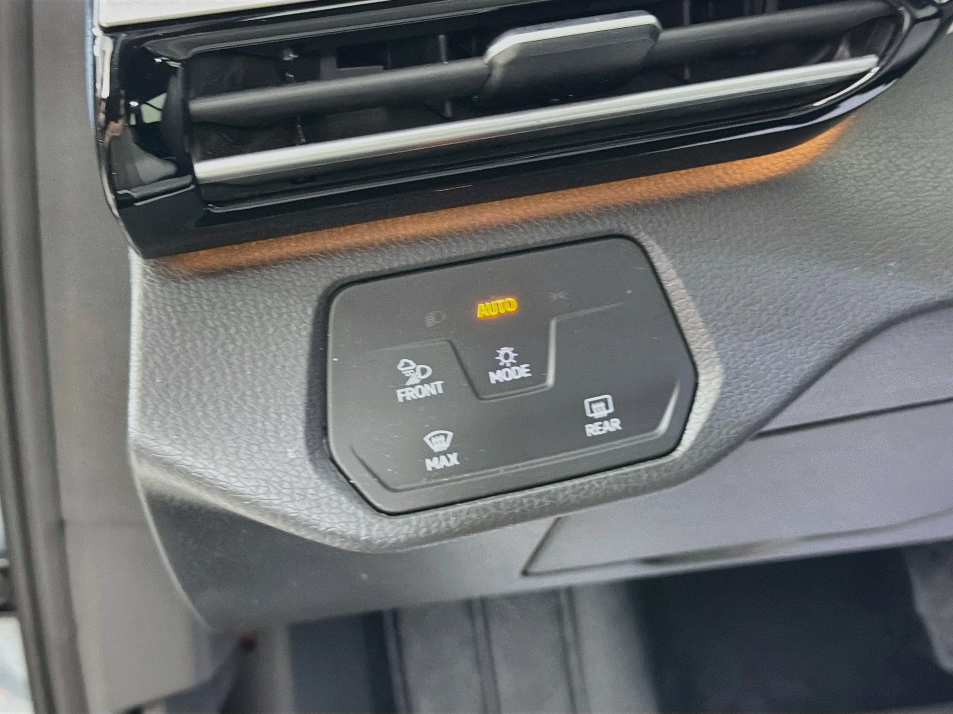 Certified 2024 Volkswagen ID.4 S RWD image 10