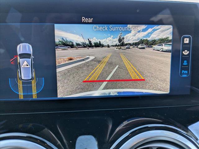 Used 2024 Mercedes-Benz GLB 250 image 13