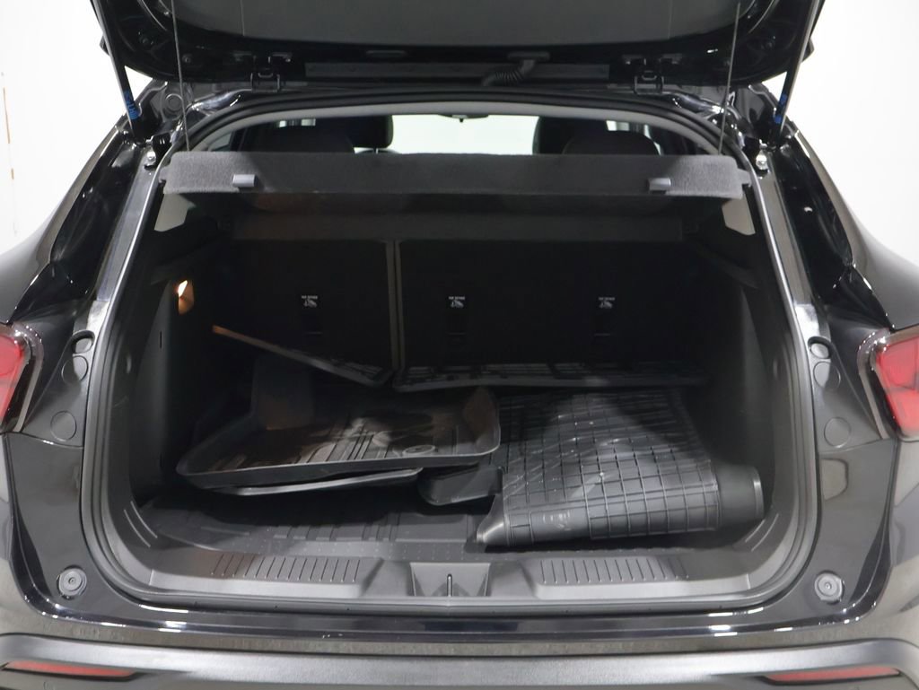 Used 2025 Chevrolet Trax ACTIV w/ Driver Confidence Package image 4