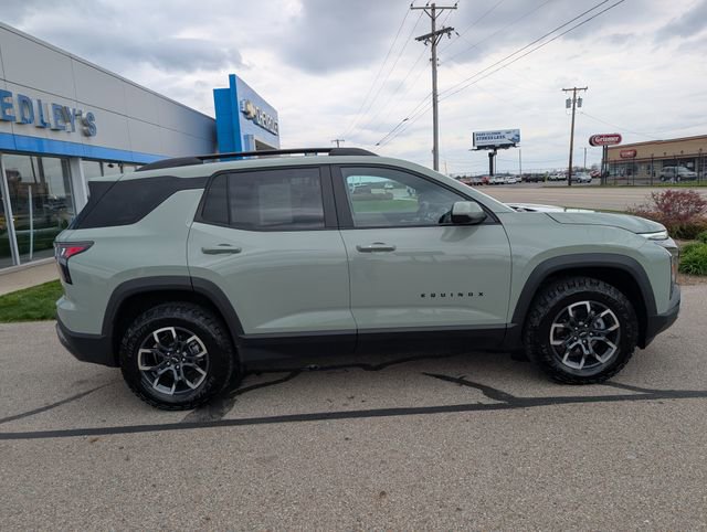 Used 2025 Chevrolet Equinox ACTIV w/ Safety and Technology Package AWD/4WD image 3