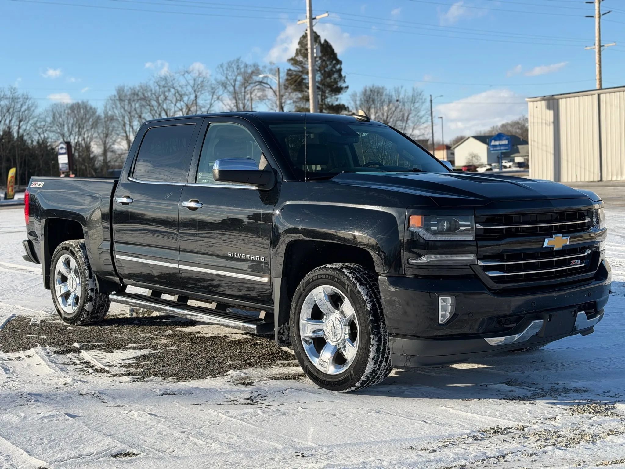 Used 2017 Chevrolet Silverado 1500 LTZ Z71 image 3