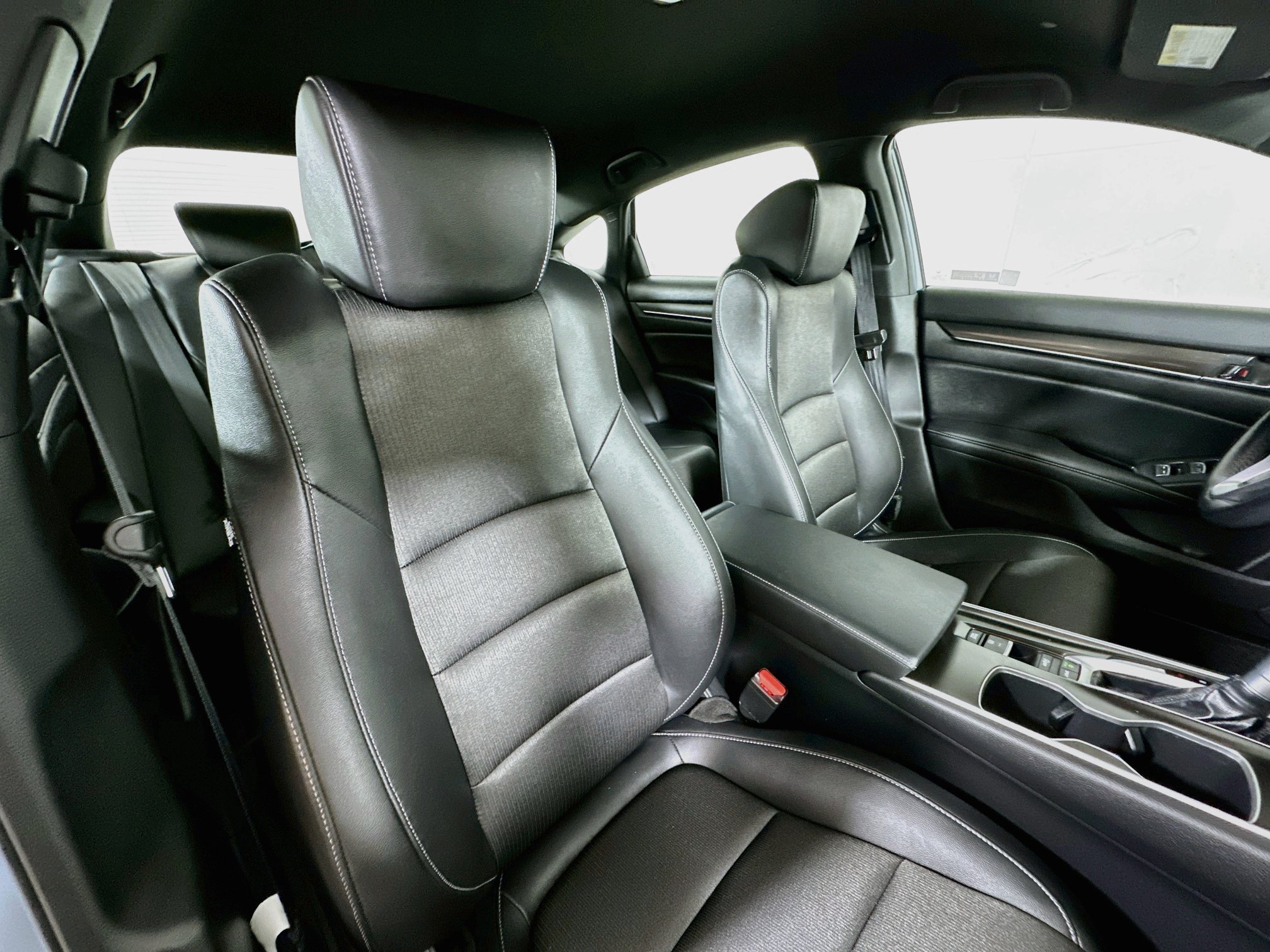 Used 2022 Honda Accord Sport image 25