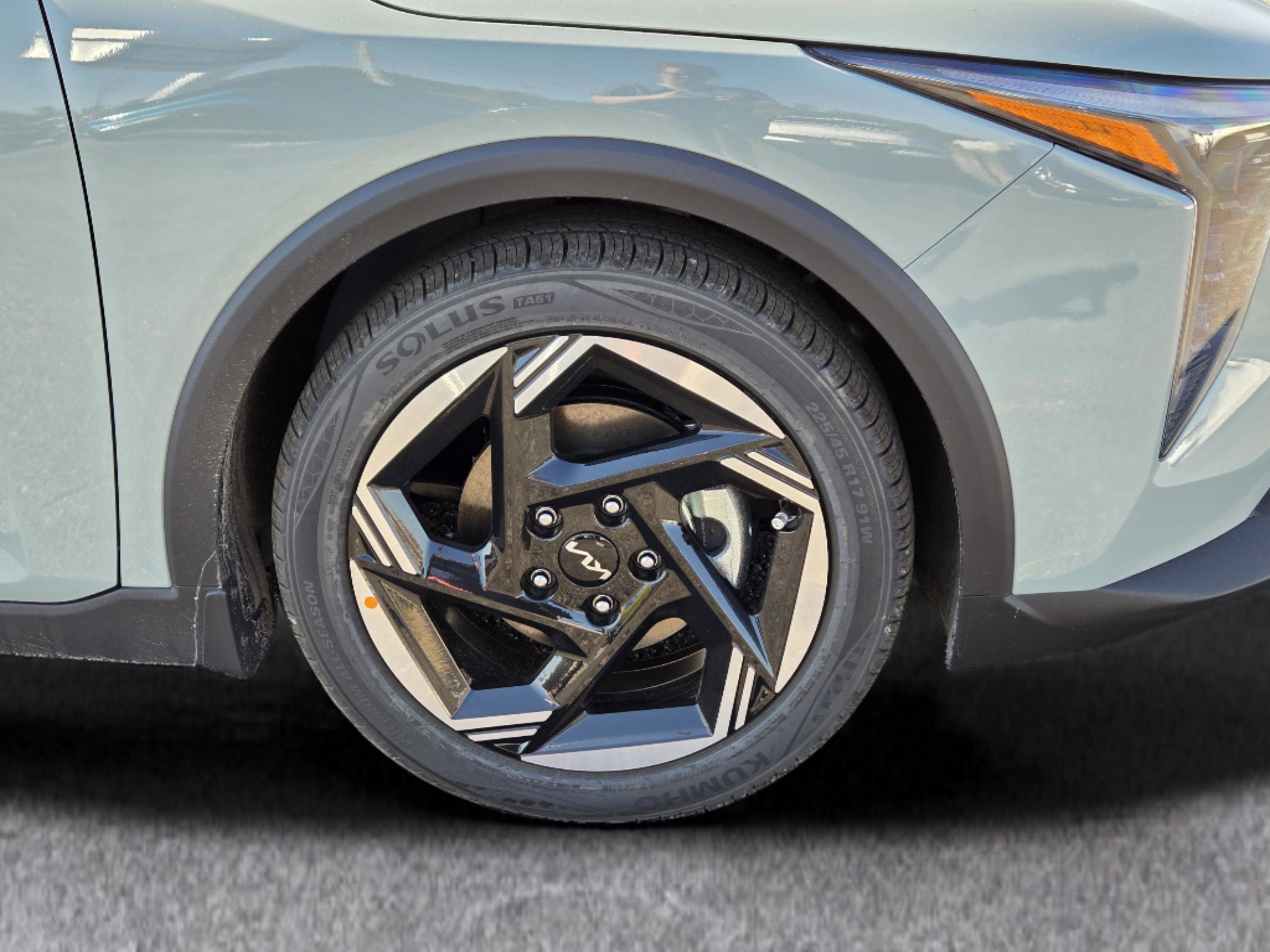 New 2025 Kia K4 EX image 4