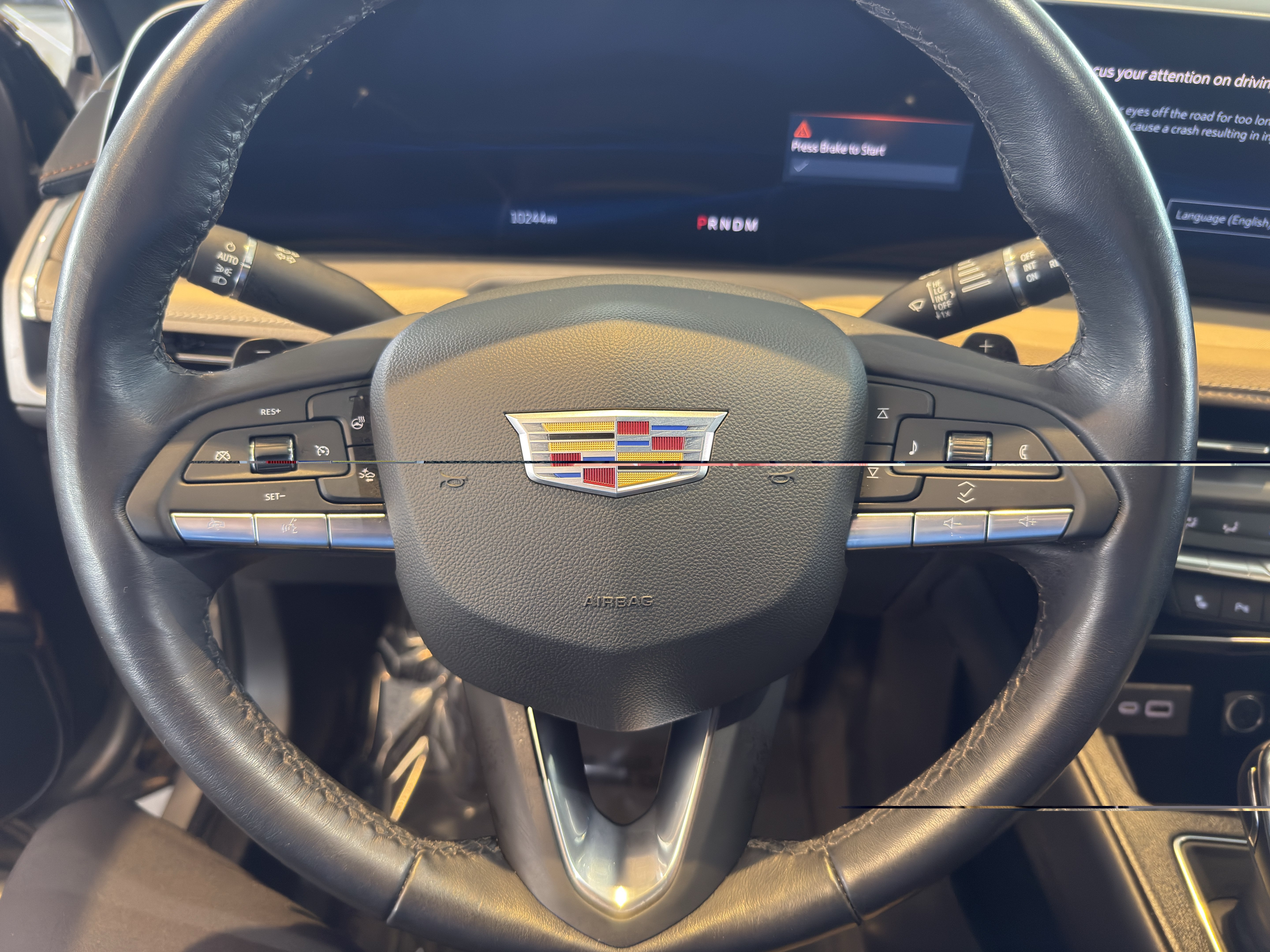 Certified 2024 Cadillac XT4 Luxury w/ Cold Weather Package AWD/4WD image 9