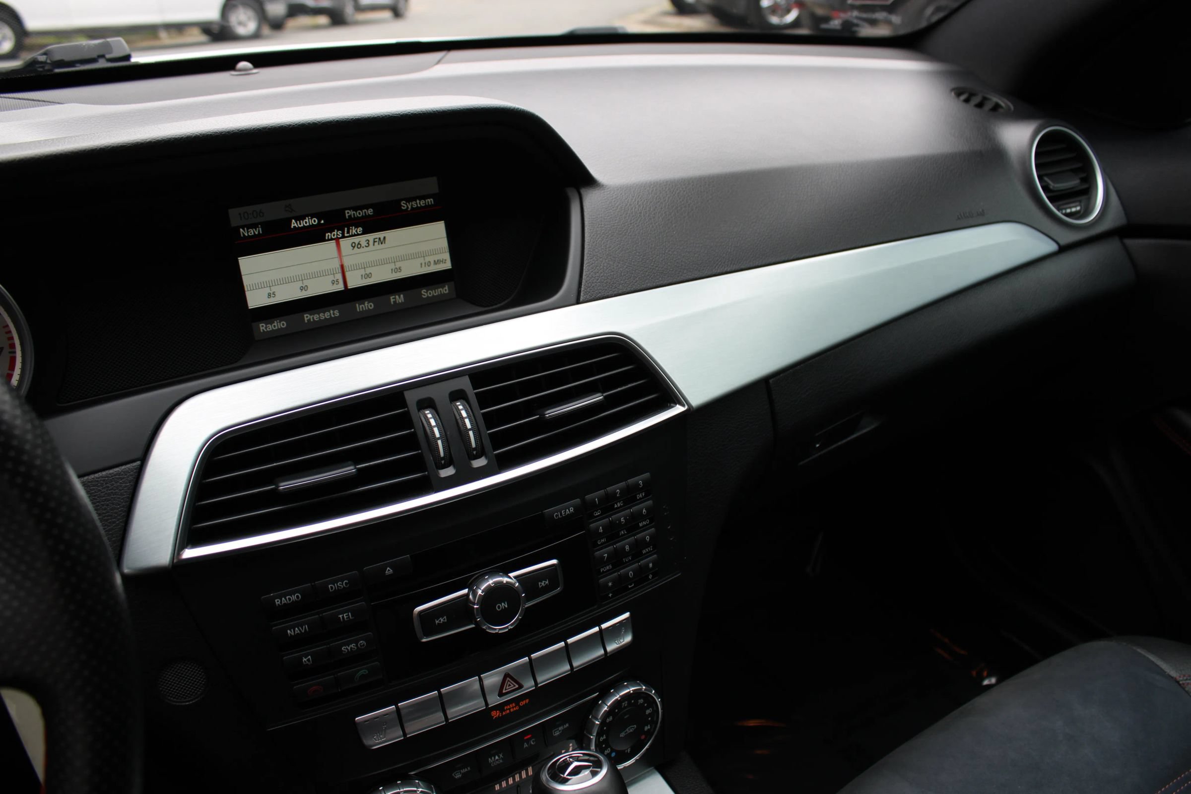 Used 2015 Mercedes-Benz C 250 Coupe w/ Sport Package image 12