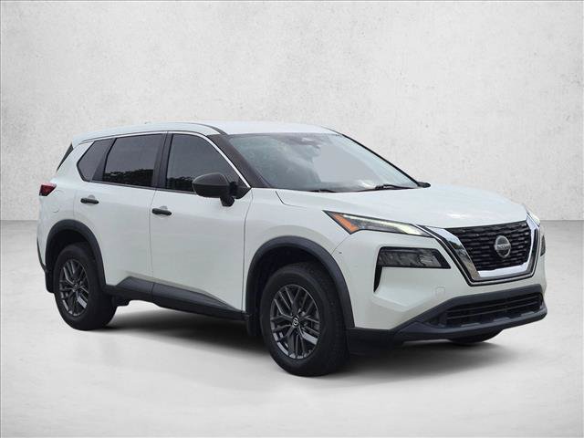 Used 2021 Nissan Rogue S FWD image 3