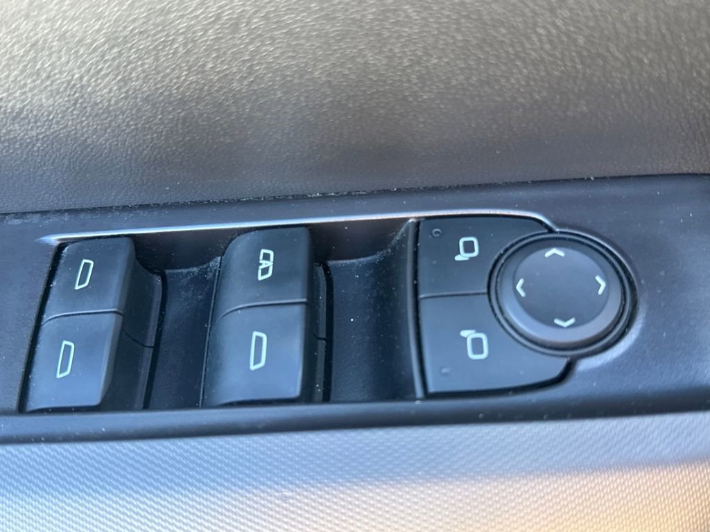 Used 2024 Chevrolet Colorado LT w/ LT Convenience Package image 19