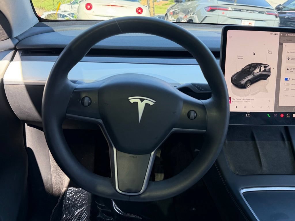 Used 2023 Tesla Model Y Long Range AWD/4WD image 46