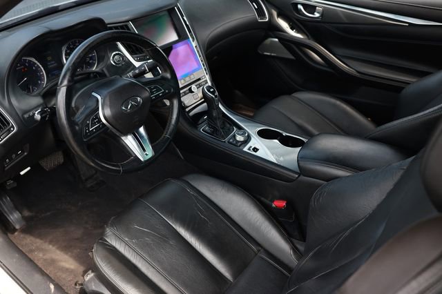 Used 2017 INFINITI Q60 2.0t w/ Premium Plus Package 2.0T RWD image 6