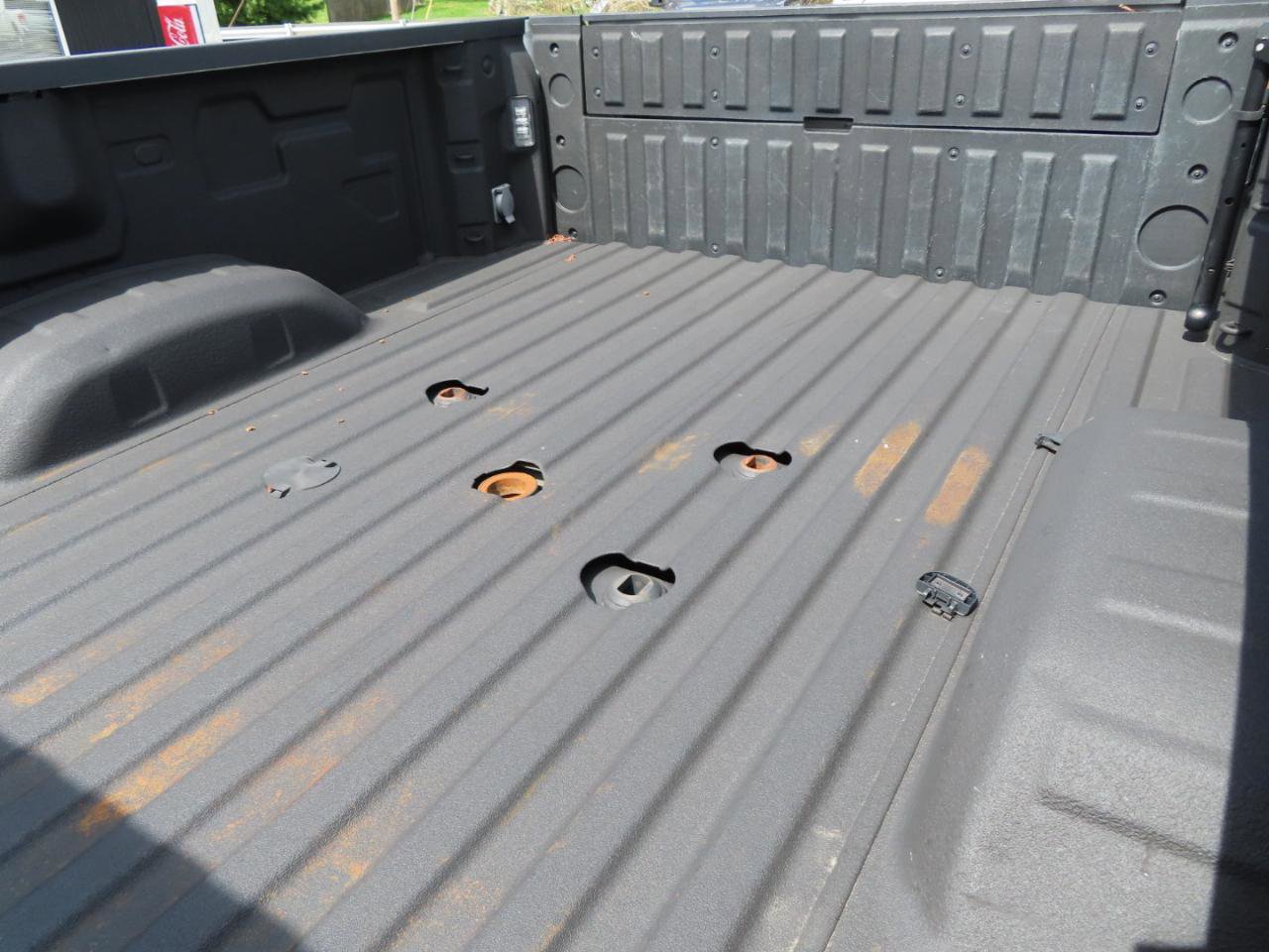 Used 2022 GMC Sierra 2500 AT4 w/ Gooseneck/5TH Wheel Package AWD/4WD image 17