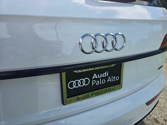 Certified 2025 Audi Q5 2.0T Premium w/ Convenience Plus Package image 16