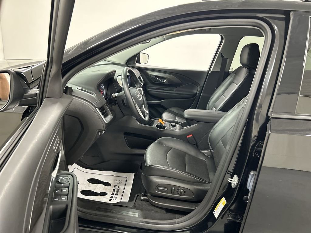 Certified 2023 GMC Terrain SLT w/ Elevation Edition image 9