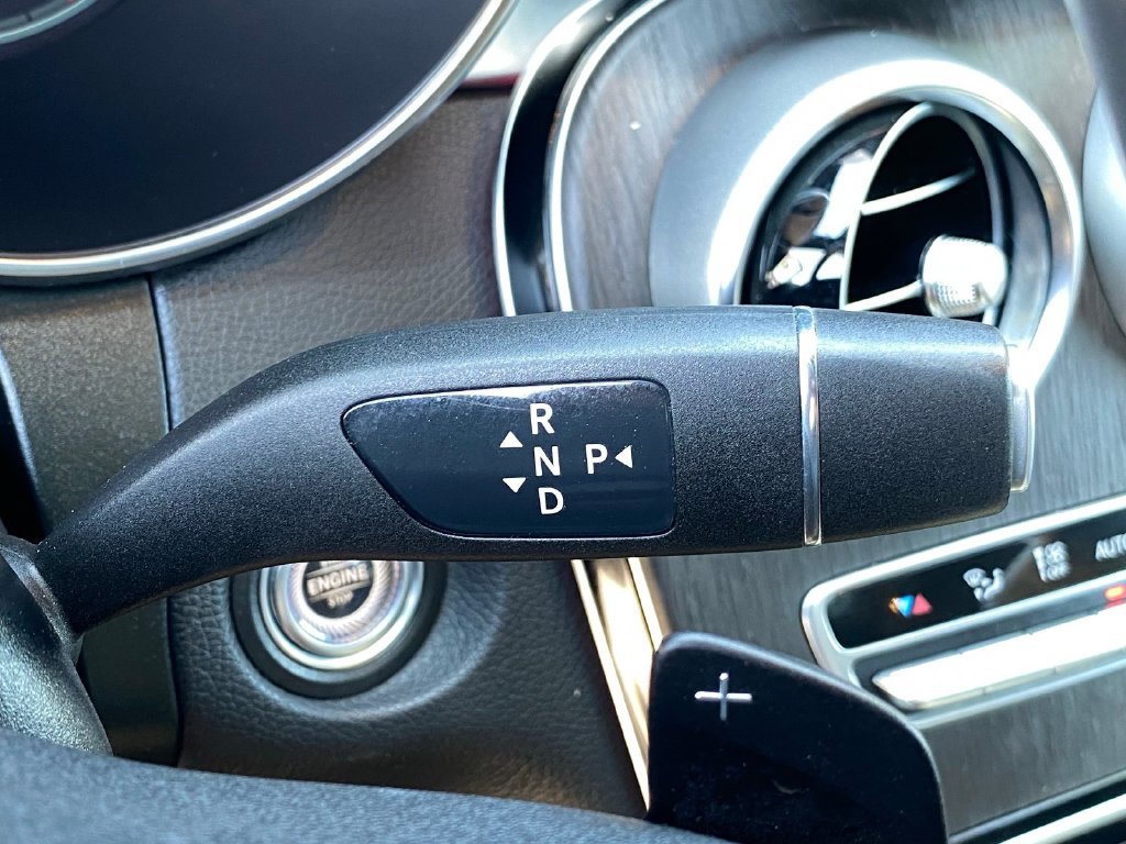 Used 2022 Mercedes-Benz GLC 300 image 17