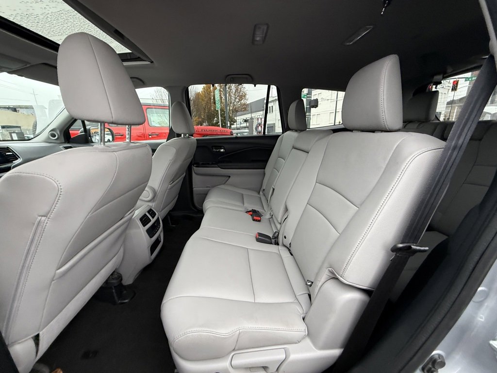 Used 2022 Honda Pilot Special Edition image 24