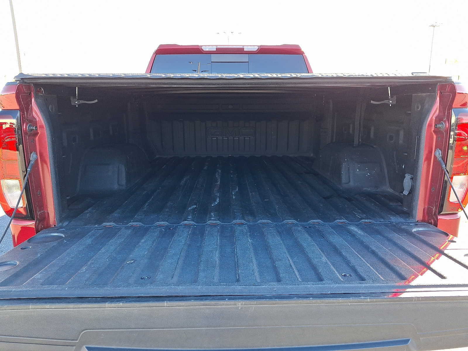 Used 2021 GMC Sierra 1500 Elevation image 28